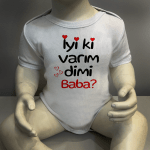 İyi Ki Varım Dimi Baba Kırmızı Body Baskılı Zıbın
